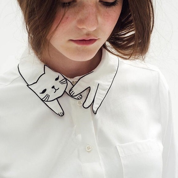 Tops - kitty cat collared blouse